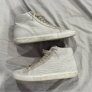 P448 sz 41 skate high top